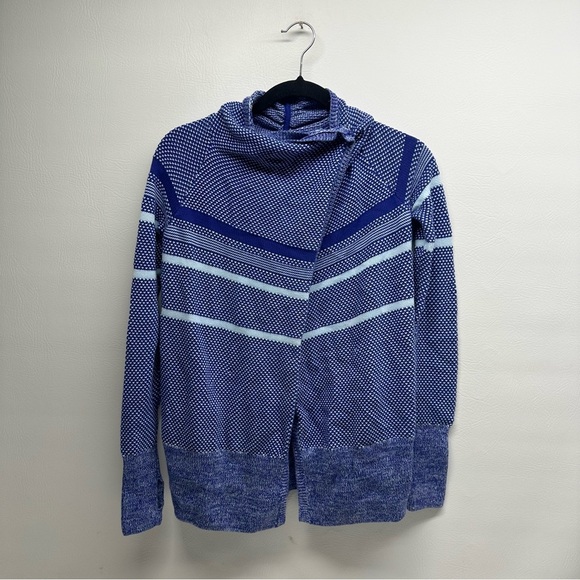 Ivivva knit girls Blue Striped Sweater size 10 - Picture 1 of 6
